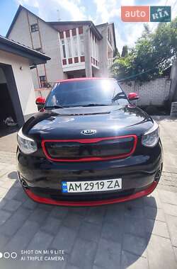 Позашляховик / Кросовер Kia Soul 2014 в 