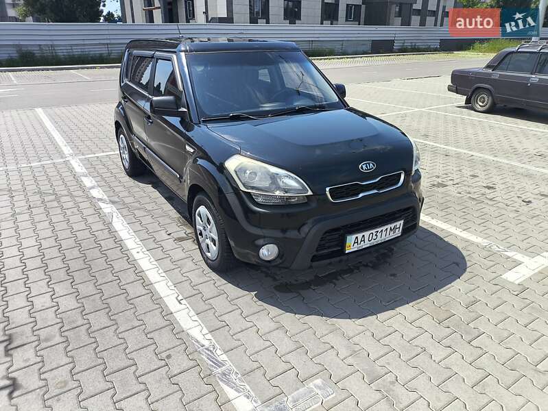 Внедорожник / Кроссовер Kia Soul 2012 в 