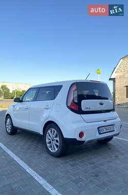 Внедорожник / Кроссовер Kia Soul 2016 в 