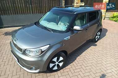 Внедорожник / Кроссовер Kia Soul 2017 в Луцке
