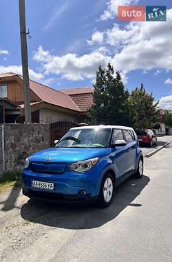 Позашляховик / Кросовер Kia Soul 2016 в Малині
