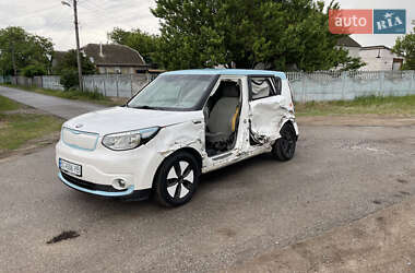 Внедорожник / Кроссовер Kia Soul 2015 в Полтаве
