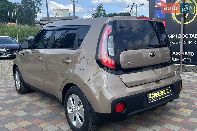 Внедорожник / Кроссовер Kia Soul 2015 в Стрые