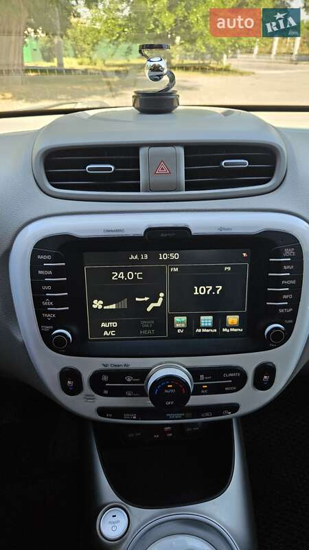 Позашляховик / Кросовер Kia Soul 2016 в Кременчуці