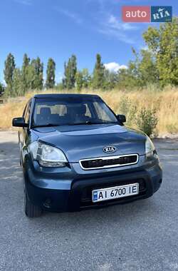 Внедорожник / Кроссовер Kia Soul 2010 в Тараще