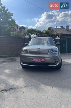 Внедорожник / Кроссовер Kia Soul 2016 в Ровно