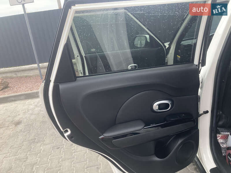 Позашляховик / Кросовер Kia Soul 2015 в Білій Церкві