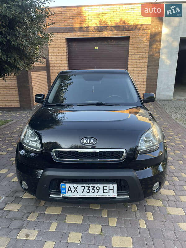 Позашляховик / Кросовер Kia Soul 2010 в Харкові фото 33 Позашляховик / Кросовер Kia Soul 2010 в Харкові
