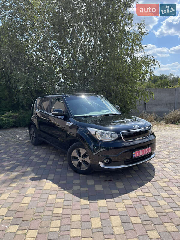 Внедорожник / Кроссовер Kia Soul 2016 в Днепре фото 2 Внедорожник / Кроссовер Kia Soul 2016 в Днепре