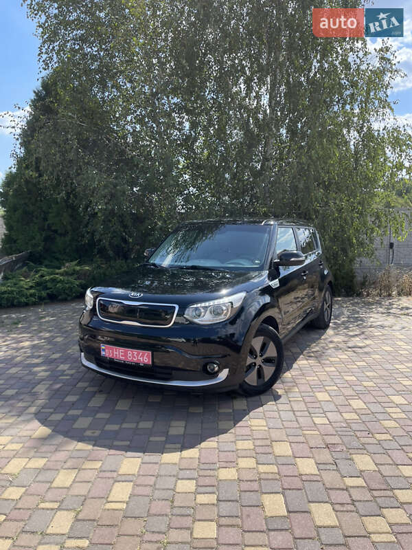 Внедорожник / Кроссовер Kia Soul 2016 в Днепре фото 3 Внедорожник / Кроссовер Kia Soul 2016 в Днепре