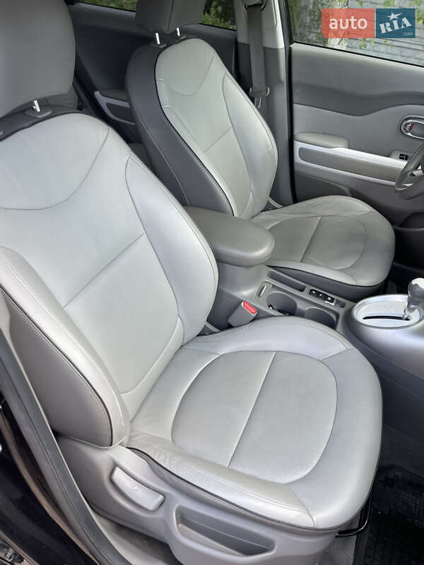 Внедорожник / Кроссовер Kia Soul 2016 в Днепре фото 26 Внедорожник / Кроссовер Kia Soul 2016 в Днепре