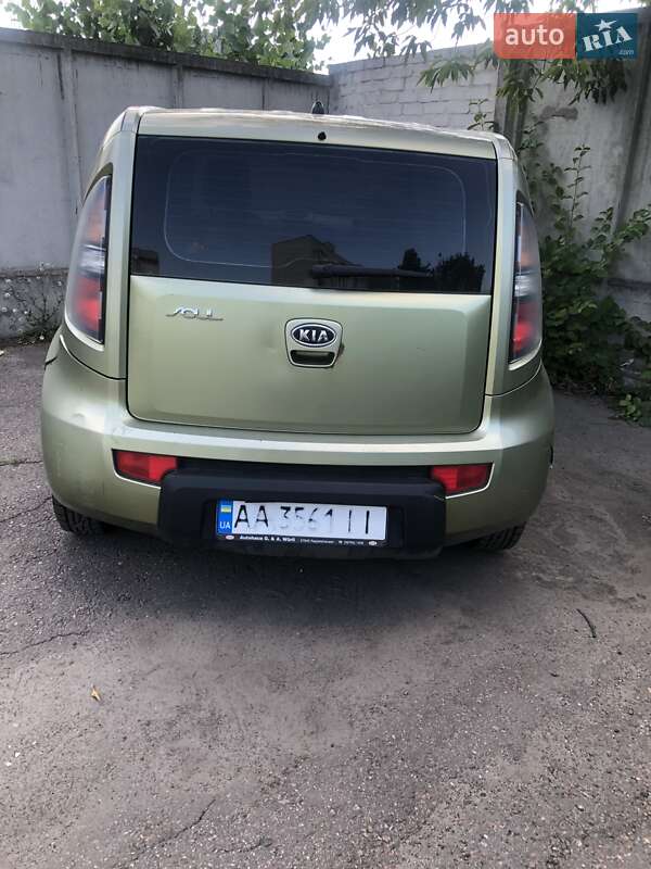 Позашляховик / Кросовер Kia Soul 2009 в Черкасах