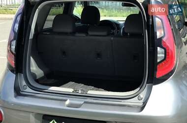 Внедорожник / Кроссовер Kia Soul 2015 в 