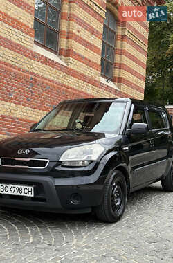 Позашляховик / Кросовер Kia Soul 2010 в Львові
