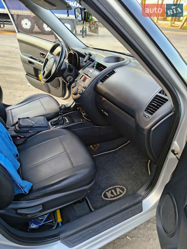 Внедорожник / Кроссовер Kia Soul 2011 в Конотопе фото 9 Внедорожник / Кроссовер Kia Soul 2011 в Конотопе