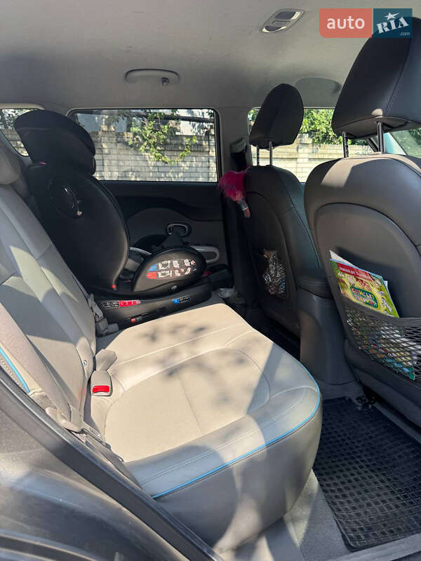 Позашляховик / Кросовер Kia Soul 2014 в Дніпрі