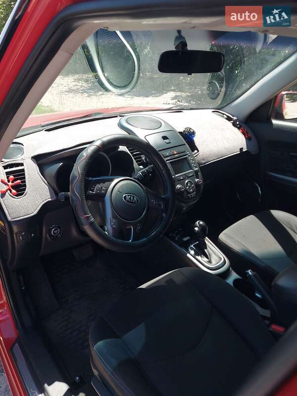 Позашляховик / Кросовер Kia Soul 2012 в Кам'янському фото 5 Позашляховик / Кросовер Kia Soul 2012 в Кам'янському