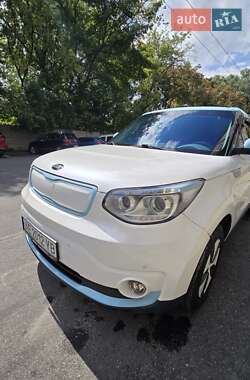 Внедорожник / Кроссовер Kia Soul 2014 в Днепре