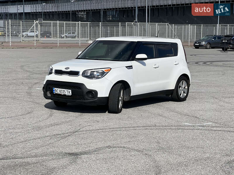 Позашляховик / Кросовер Kia Soul 2016 в Львові
