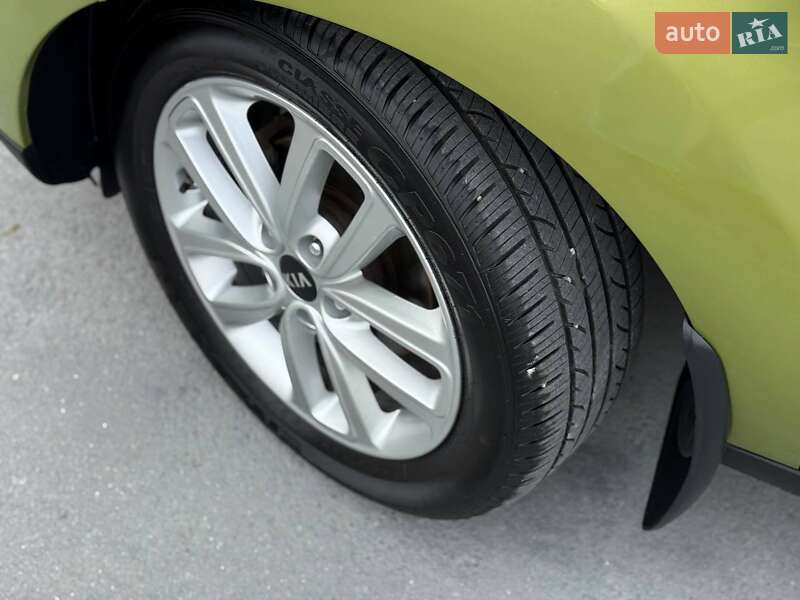 Внедорожник / Кроссовер Kia Soul 2017 в Ровно