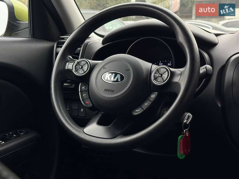 Внедорожник / Кроссовер Kia Soul 2017 в Ровно