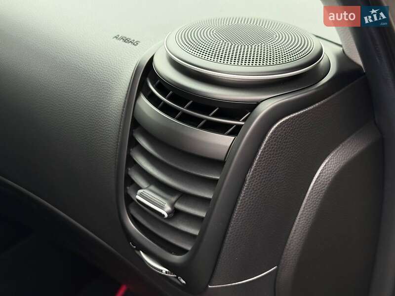 Внедорожник / Кроссовер Kia Soul 2017 в Ровно