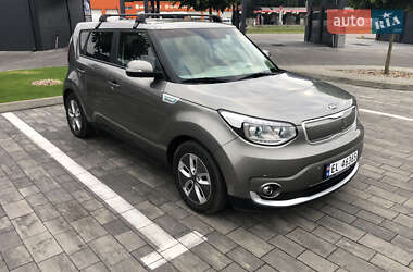 Внедорожник / Кроссовер Kia Soul 2017 в Луцке
