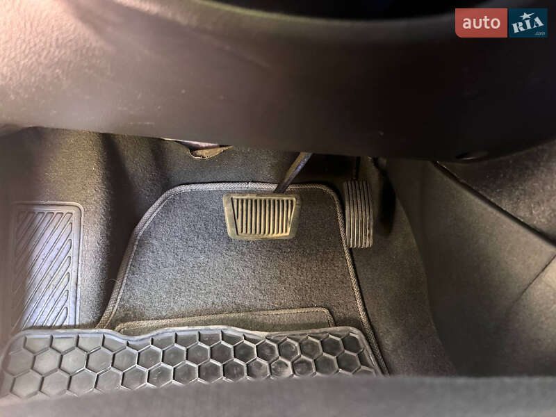 Позашляховик / Кросовер Kia Soul 2011 в Одесі