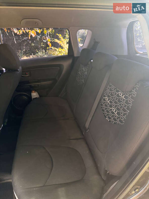 Позашляховик / Кросовер Kia Soul 2011 в Одесі