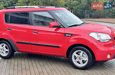 Позашляховик / Кросовер Kia Soul 2010 в Житомирі
