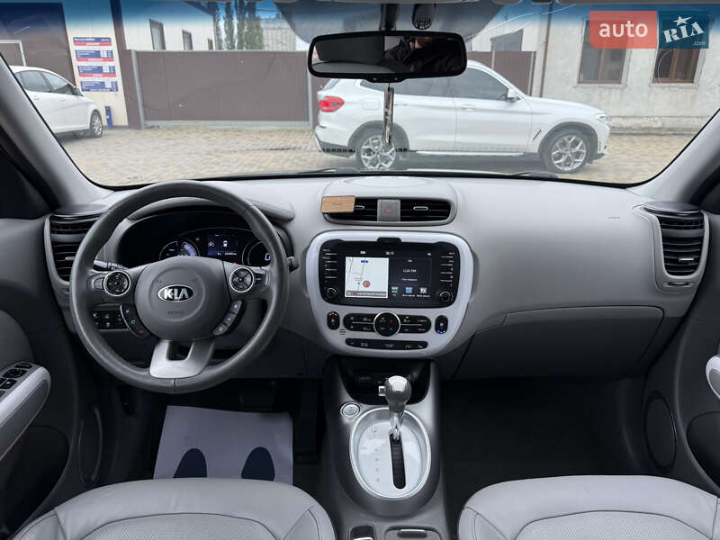 Позашляховик / Кросовер Kia Soul 2018 в Тернополі