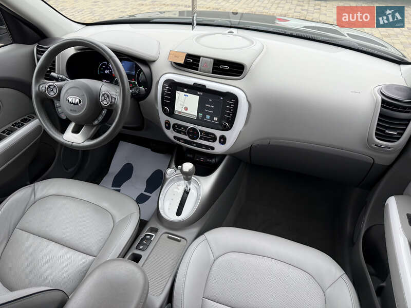 Позашляховик / Кросовер Kia Soul 2018 в Тернополі