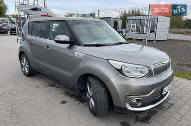 Внедорожник / Кроссовер Kia Soul 2017 в Нововолынске