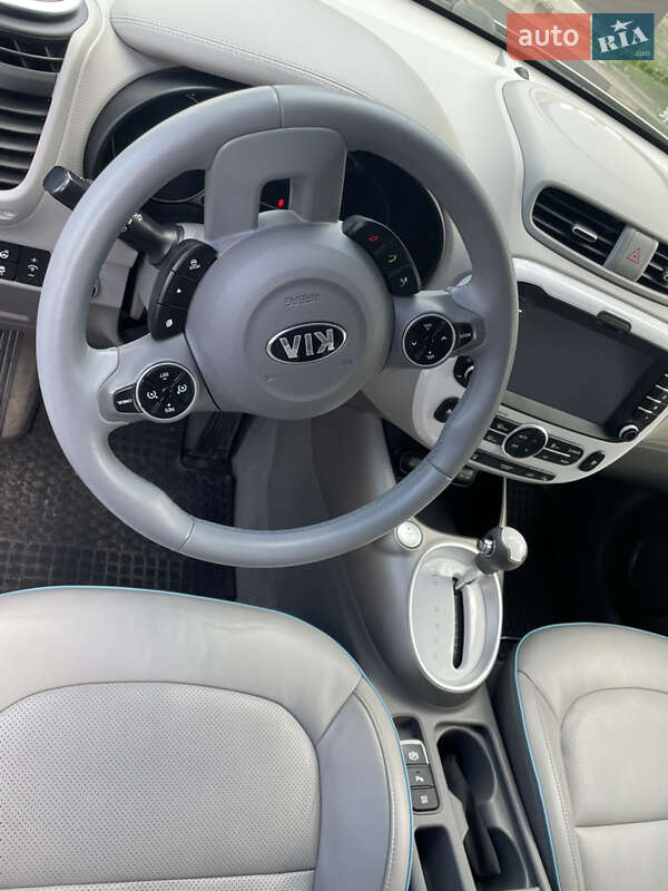 Позашляховик / Кросовер Kia Soul 2016 в Рівному фото 12 Позашляховик / Кросовер Kia Soul 2016 в Рівному