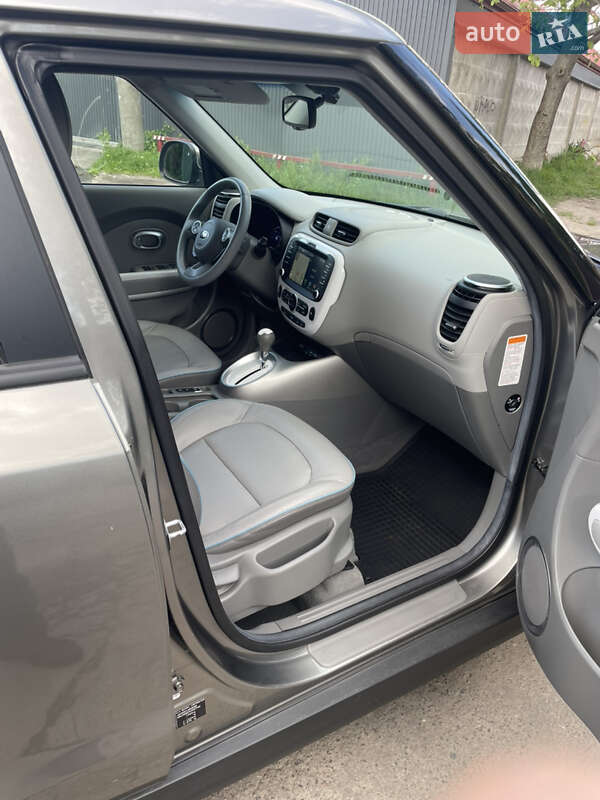 Позашляховик / Кросовер Kia Soul 2016 в Рівному фото 20 Позашляховик / Кросовер Kia Soul 2016 в Рівному