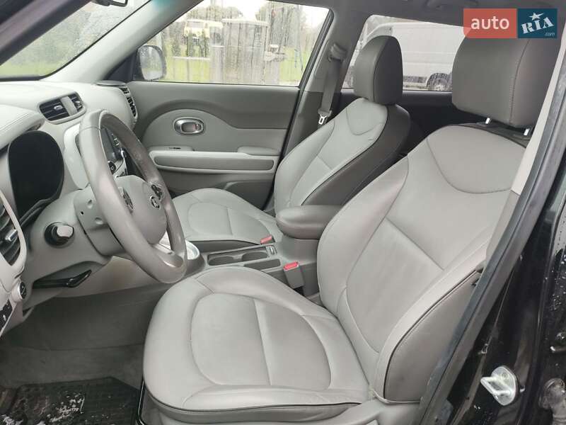 Позашляховик / Кросовер Kia Soul 2017 в Львові
