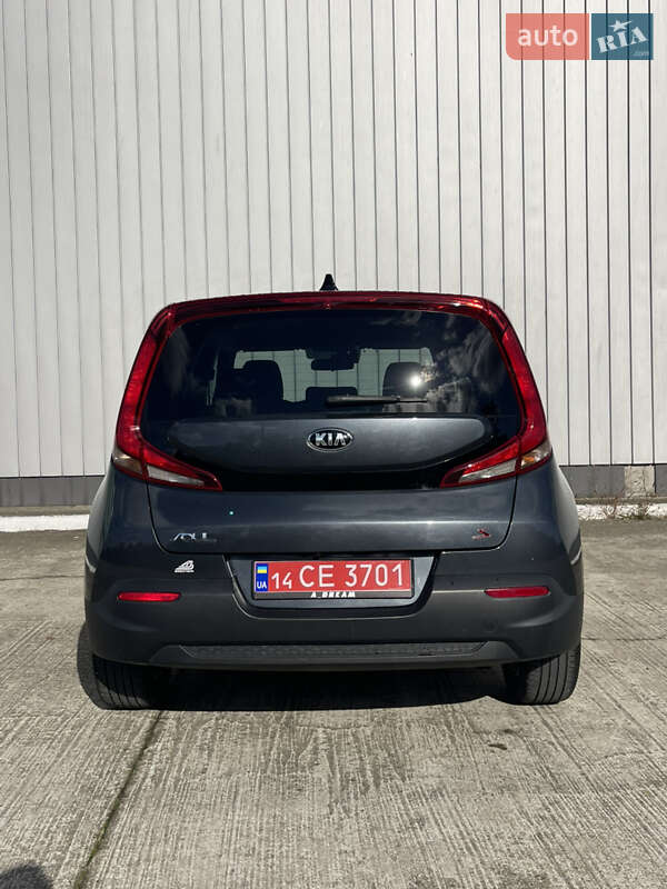 Внедорожник / Кроссовер Kia Soul 2020 в Черновцах