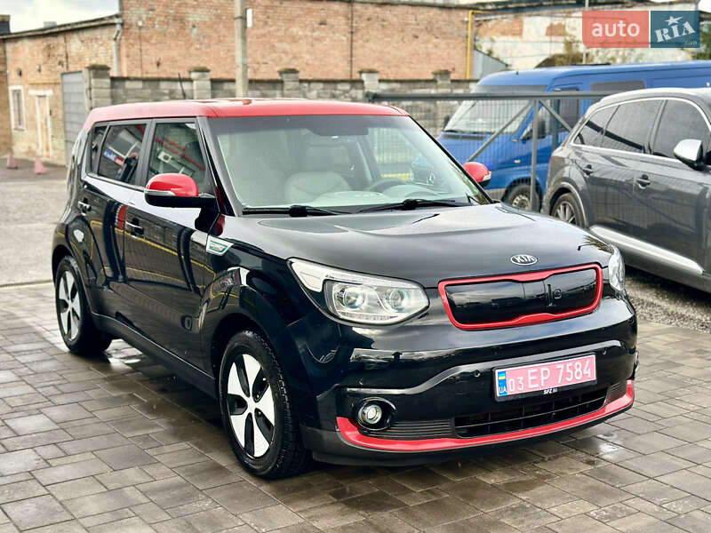 Внедорожник / Кроссовер Kia Soul 2015 в Ровно