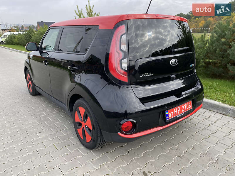 Внедорожник / Кроссовер Kia Soul 2016 в Луцке