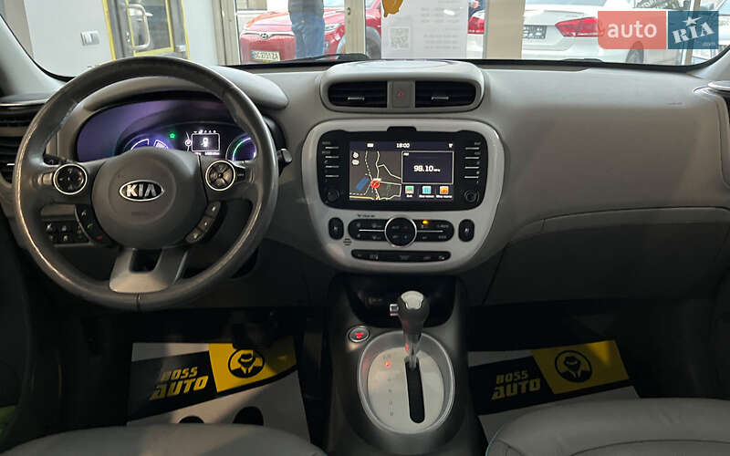 Позашляховик / Кросовер Kia Soul 2015 в Шептицькому