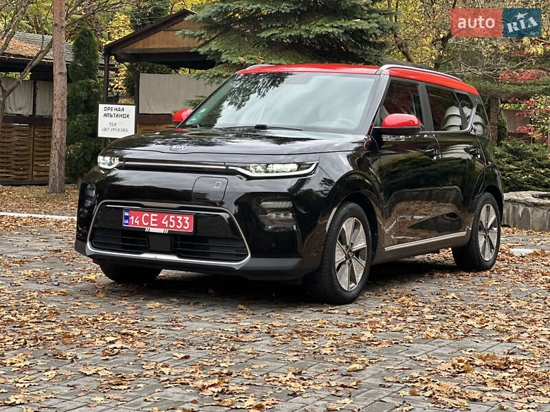 Позашляховик / Кросовер Kia Soul 2020 в  фото Позашляховик / Кросовер Kia Soul 2020 в