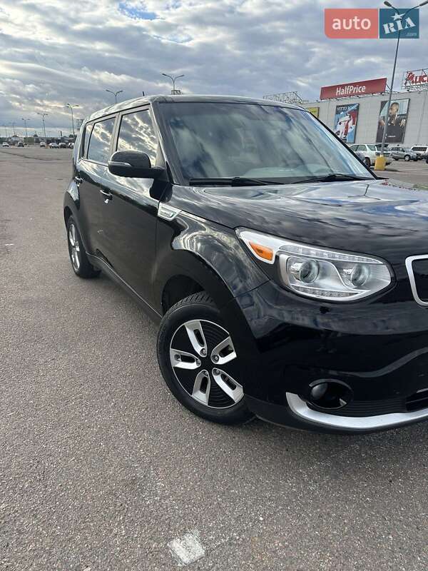 Позашляховик / Кросовер Kia Soul 2016 в Одесі