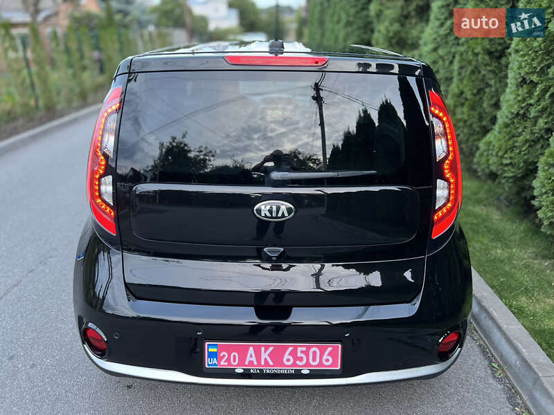 Позашляховик / Кросовер Kia Soul 2017 в Вінниці