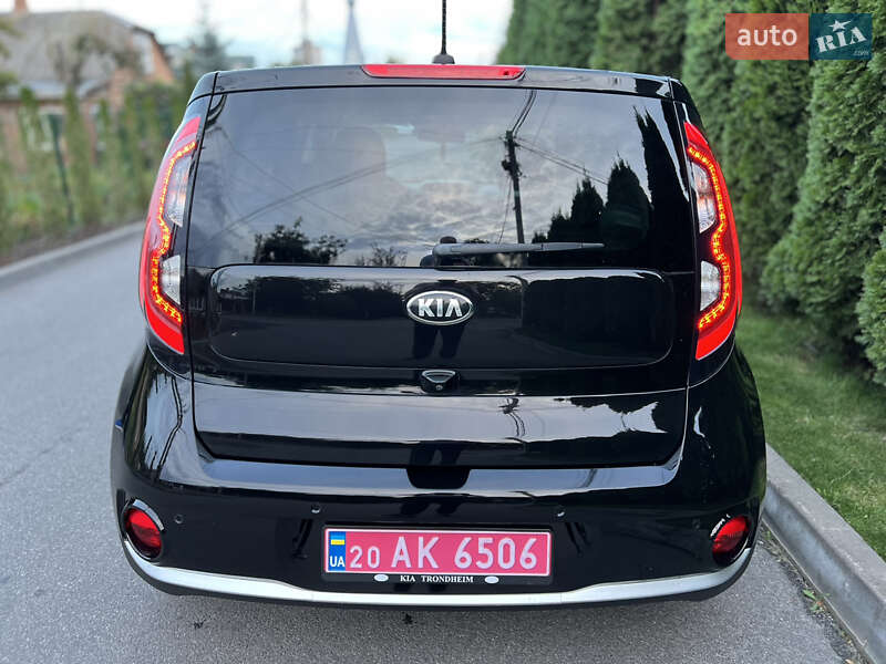 Позашляховик / Кросовер Kia Soul 2017 в Вінниці