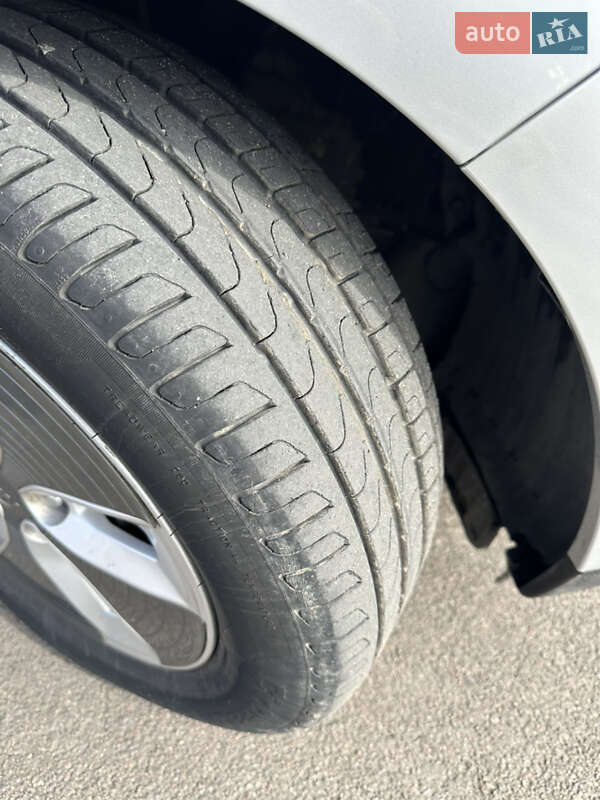 Внедорожник / Кроссовер Kia Soul 2017 в Ровно фото 50 Внедорожник / Кроссовер Kia Soul 2017 в Ровно