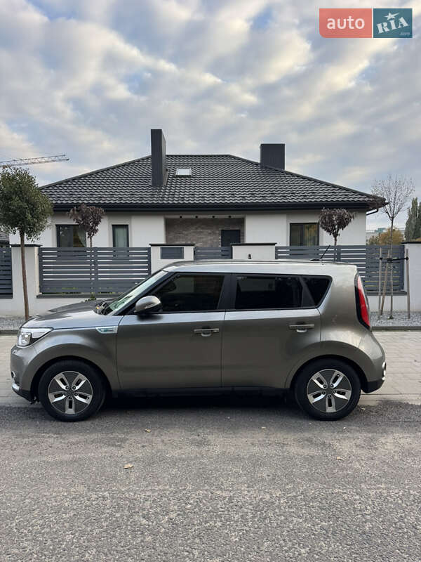Позашляховик / Кросовер Kia Soul 2019 в Луцьку фото 4 Позашляховик / Кросовер Kia Soul 2019 в Луцьку