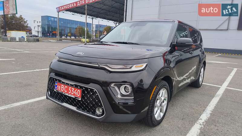 Внедорожник / Кроссовер Kia Soul 2021 в 