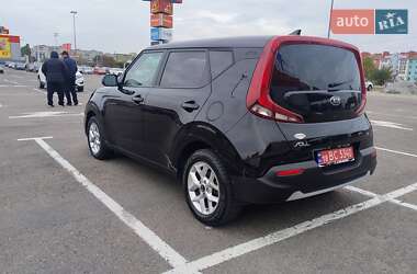 Внедорожник / Кроссовер Kia Soul 2021 в 
