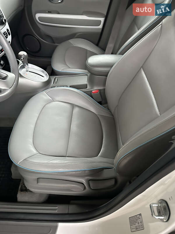 Внедорожник / Кроссовер Kia Soul 2015 в Звягеле