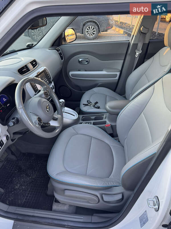 Внедорожник / Кроссовер Kia Soul 2018 в Луцке фото 9 Внедорожник / Кроссовер Kia Soul 2018 в Луцке